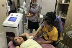 美容院脫毛機器什么牌子好?美容院脫毛機多少錢一臺